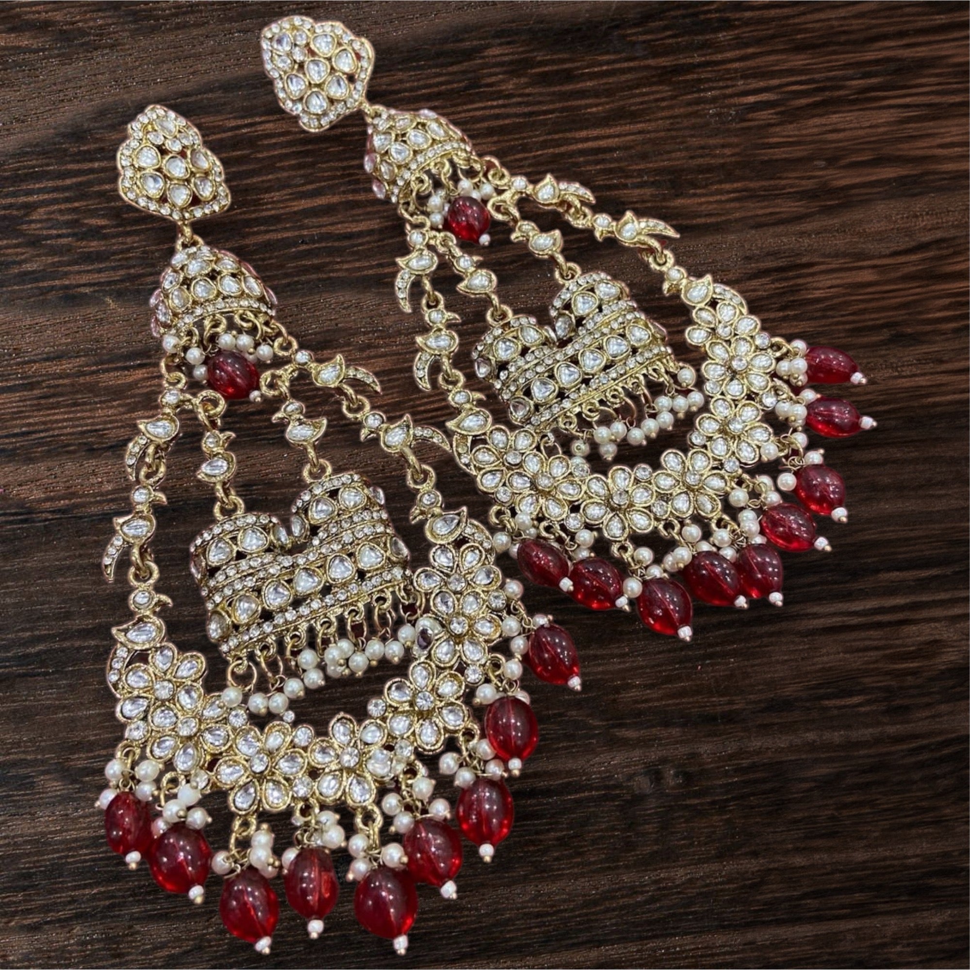 Noor Chaandbali in Maroon