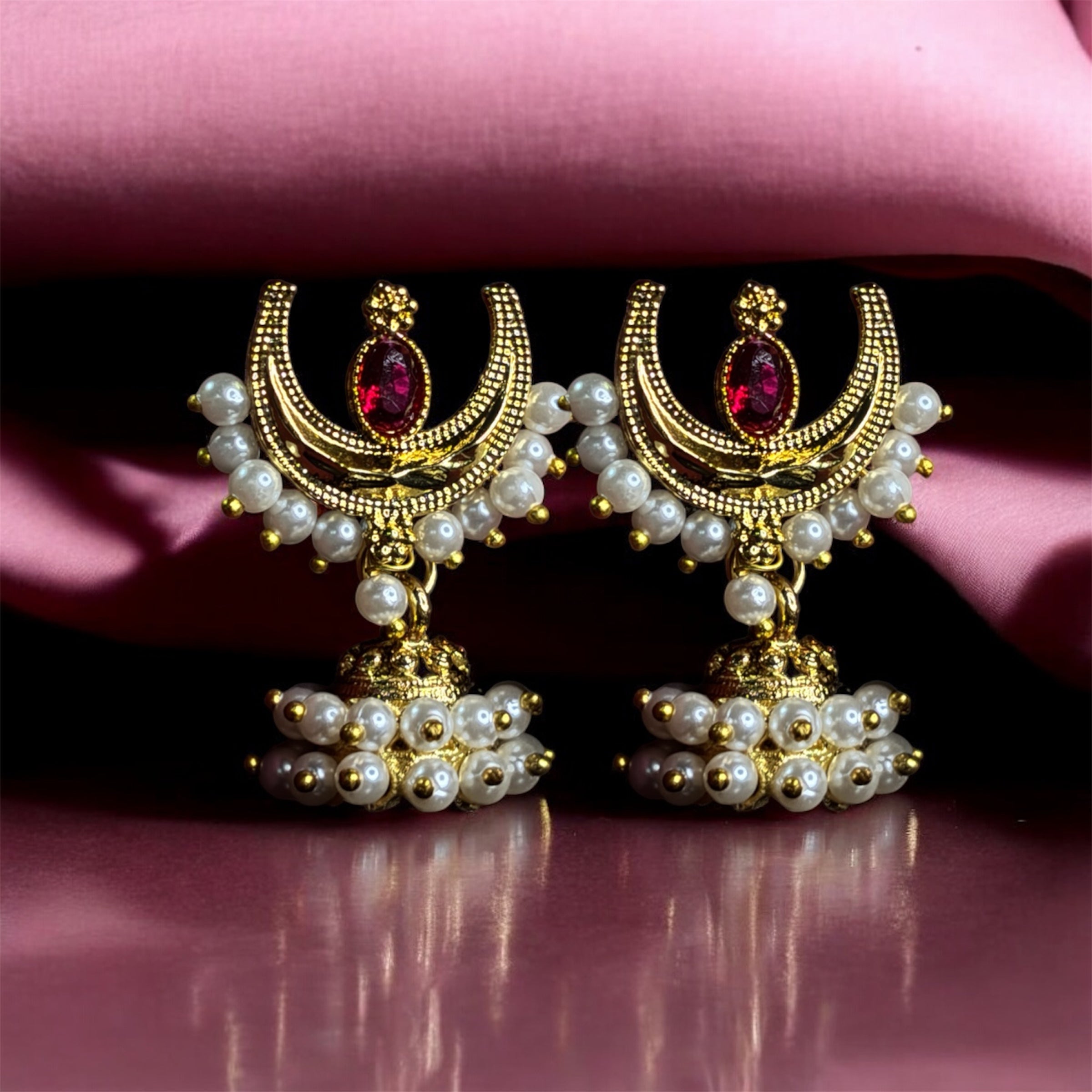 Chandra Earring (Oval Design)