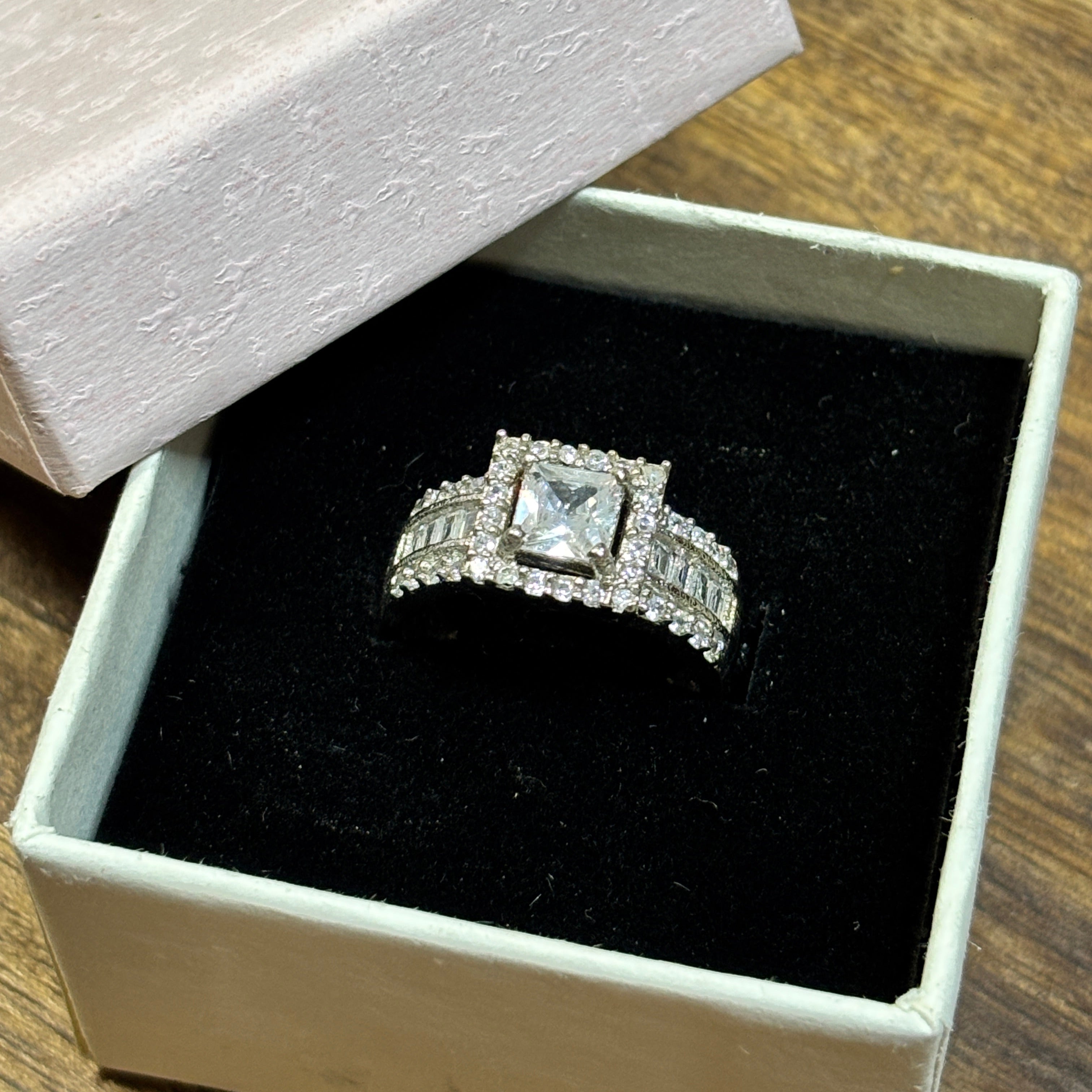 Twilight American Diamond Ring (Adjustable)